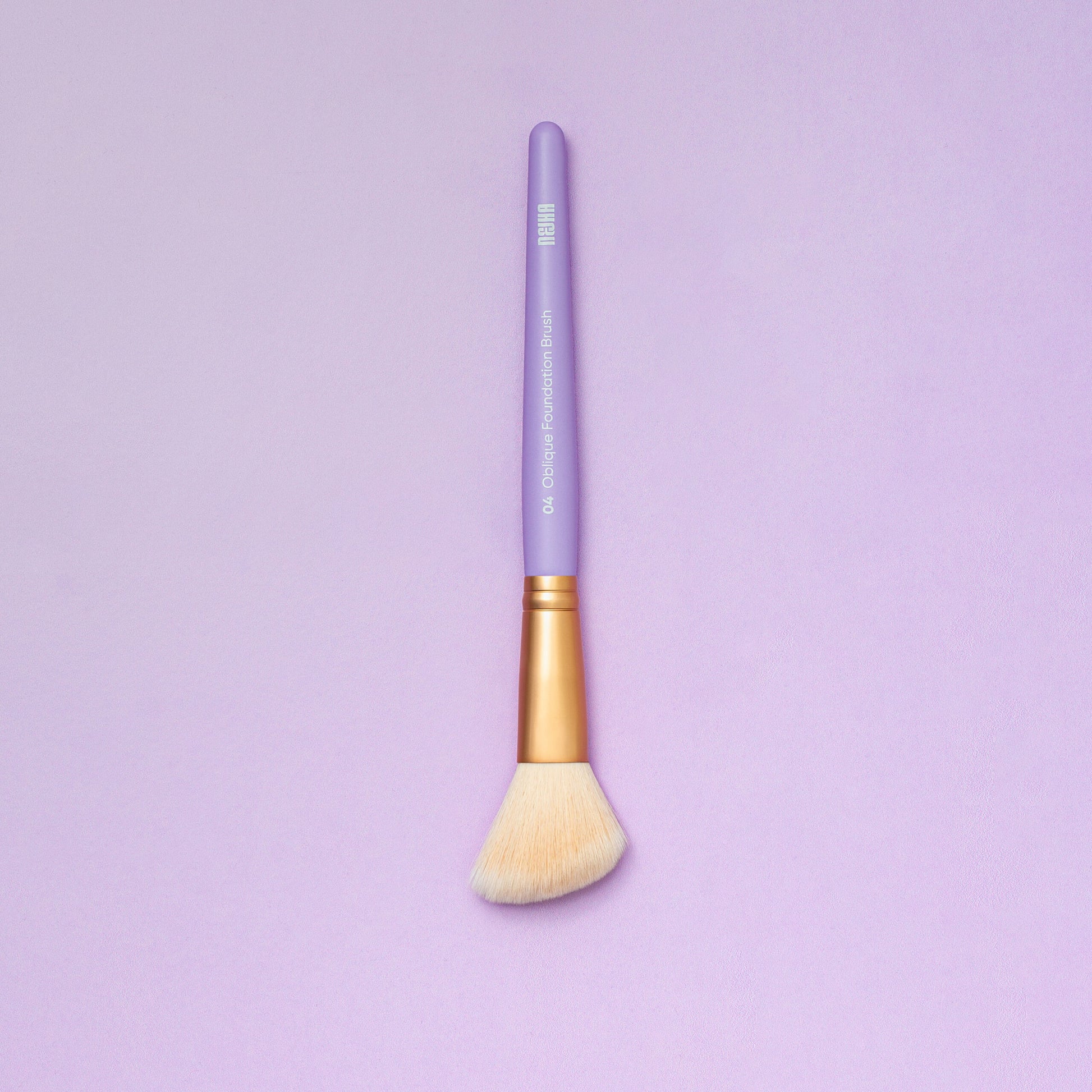 Nejha 04 Oblique Foundation Brush – Pennello Fondotinta Obliquo - Jasmine Parfums- [ean]