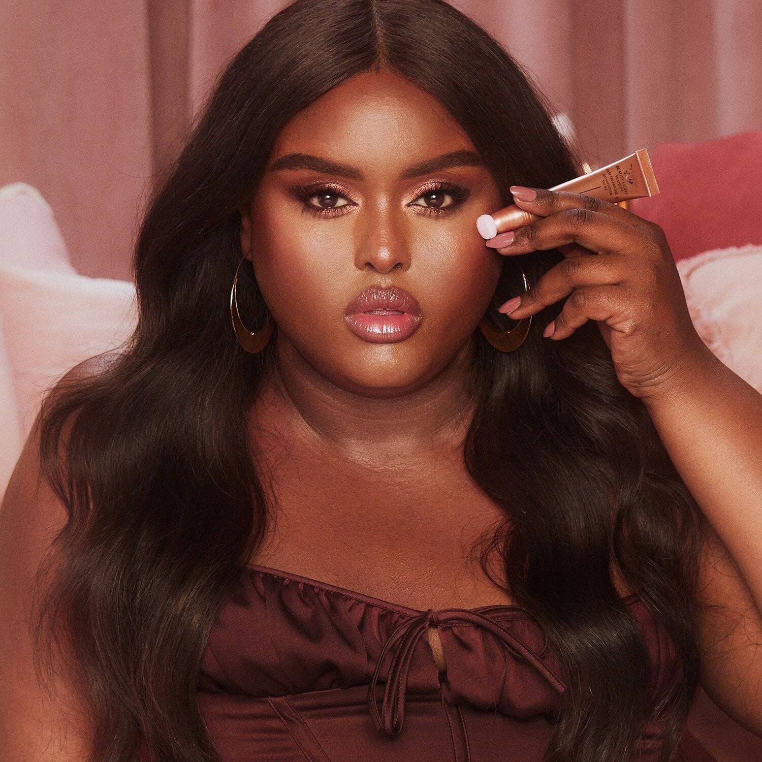 Charlotte Tilbury Beauty Light Wand in PinkGasm - Jasmine Parfums- [ean]